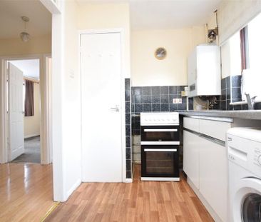 2 bedroom maisonette to rent - Photo 1