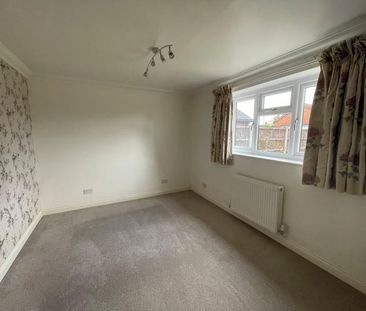 3 bedroom bungalow to rent - Photo 3