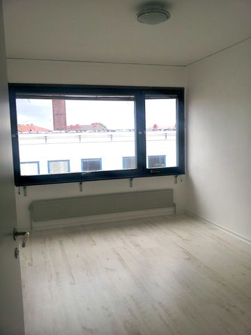 Ernst Ahlgrensgatan, Hörby - Photo 2