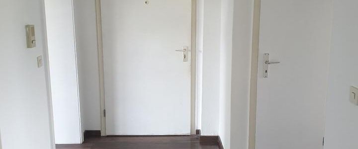 2-Zimmer Wohnung mit 65m² im 2.OG eines MFH - Photo 1