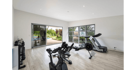 Modern Apartment Living in the Heart of Robina - Photo 3