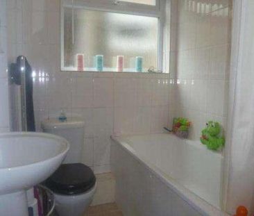 Eversley Avenue, Barnehurst, Kent, DA7 - Photo 1