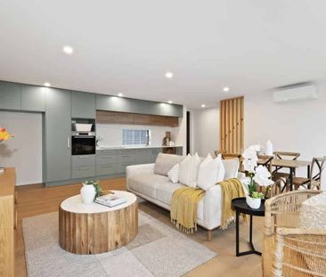 Modern 3-Bedroom Townhouse in Prime St Albans Location - Photo 1