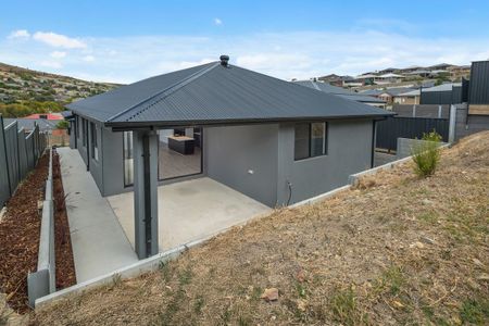 Luxury Living - Photo 5