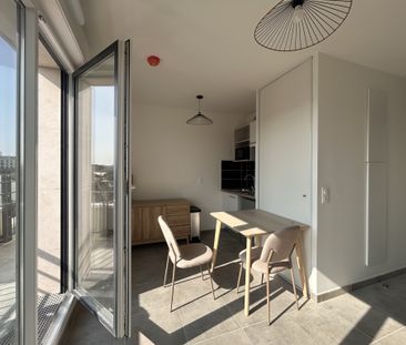 Location Appartement 1 pièce 27m² ST MAUR DES FOSSES 94210 - Photo 3