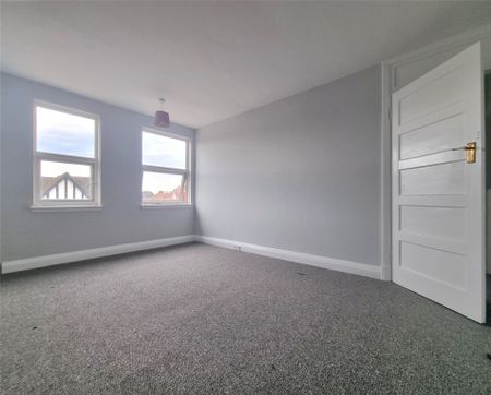 Chatsworth Parade, Orpington, Kent, BR5 - Photo 2