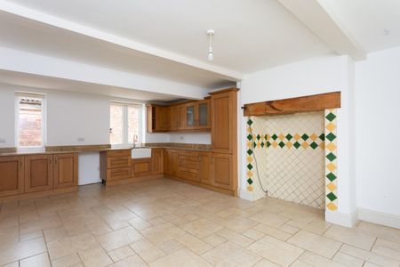 Skipwith, Selby YO8 - Photo 3