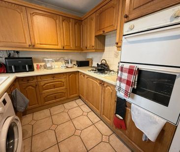 2 bedroom semi-detached house to rent - Photo 5