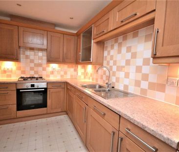 2 bedroom apartment to rent - Photo 4