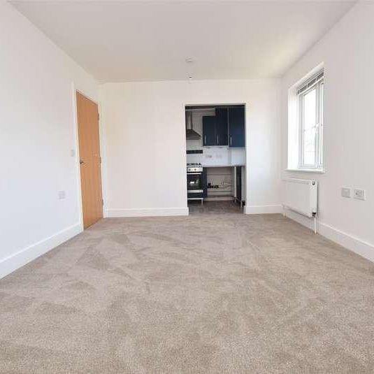 Romside Place, Romford, Essex, RM7 - Photo 1