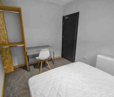 1 bedroom flat to rent - Photo 6
