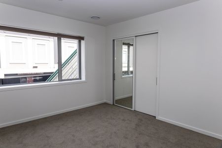 12B Hanover Street - Photo 2