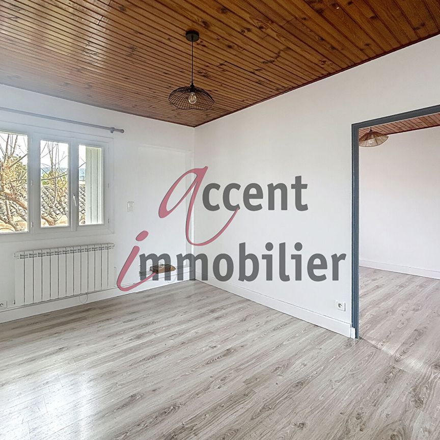 Appartement Eygalieres 2 pièce(s) 35 m2, - Photo 1