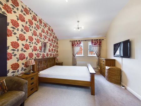 2 bedroom flat to rent - Photo 5