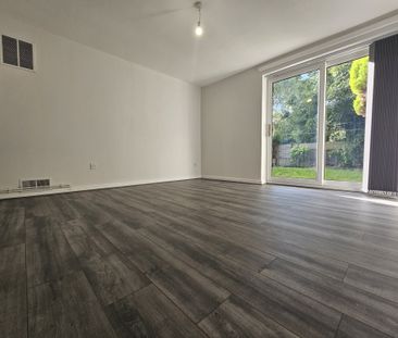 Richmond Croft, Birmingham - Photo 1