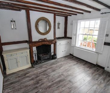 2 bedroom cottage to rent - Photo 2