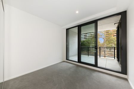 Modern Two Bedroom in Lyneham - Photo 4