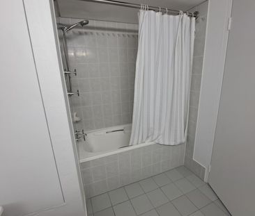 Modern studio apartment on the Southport Broadwater! - Photo 6