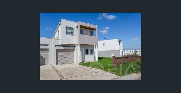 Dynamic Community, Great Location, Perfect for The Family!! - Photo 1