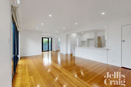 5 Clements Street, Bentleigh East - Photo 2