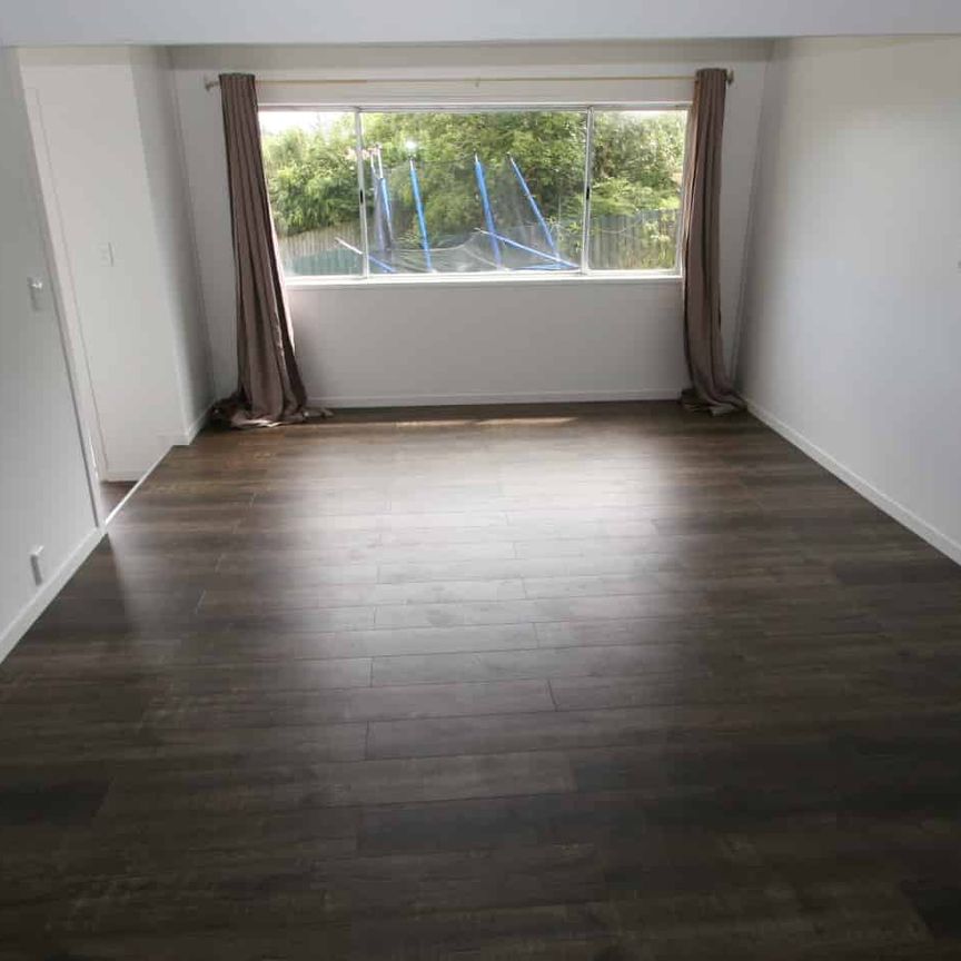 2 Bedrooms Papatoetoe - Photo 1