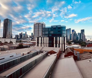 South Melbourne - Photo 6