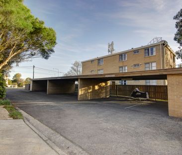 Centrally Located, Ground Floor Apartment - Hospital Precinct - Photo 6