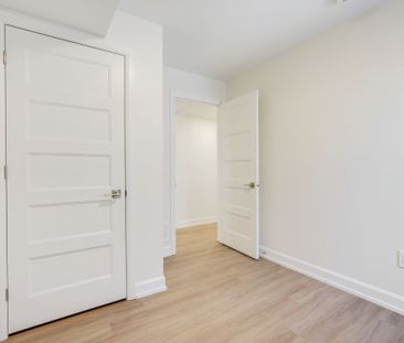 For Lease - 956 Fisher Avenue Unit# B, Carlington - Central Park, O... - Photo 6