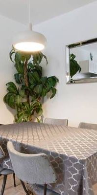 Verdun Furnished Condo Rental - Chic 2 Bed, 1 Bath, 2 Balconies - Photo 1