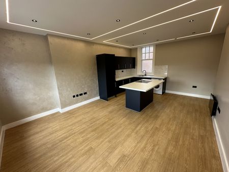 Two-Bedrooms Apartment - Photo 5