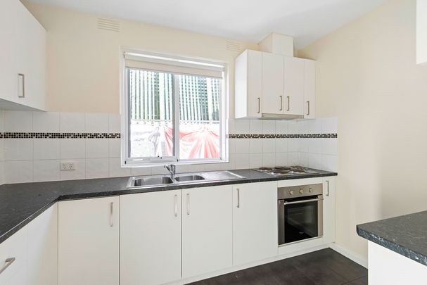 3/4 Lambert Grove, St Kilda East VIC 3183 - Apartment For Rent | Domain - Photo 1