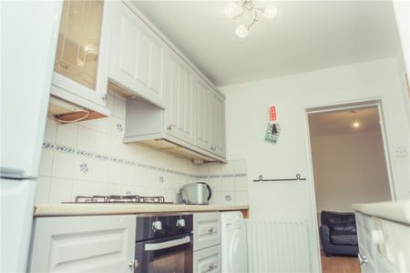 Artillery Road, Guildford, Surrey, GU1 4NN - Photo 2
