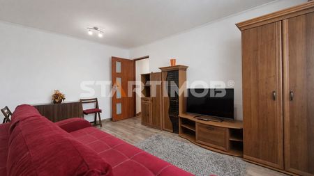 Apartament doua camere cu parcare Astra - Photo 2