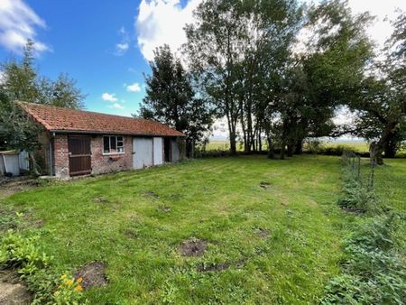 A VERMAND MAISON MITOYENNE AVEC JARDIN GARAGE ET BÂTIMENTS - Photo 2