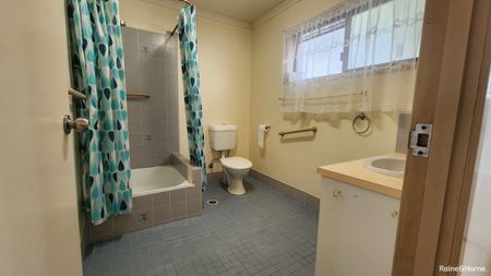 Comfortable & Convenient Living in Ipswich - Photo 4