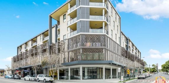 NEAR-NEW DESIGNER APARTMENT IN THE PRESTIGIOUS SKYTON DEVELOPMENT - Photo 2