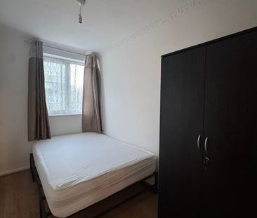 Room in a Shared House, Bethnal Green Road, E2 - Photo 2