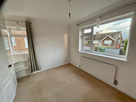 2 bedroom semi-detached bungalow to rent - Photo 5