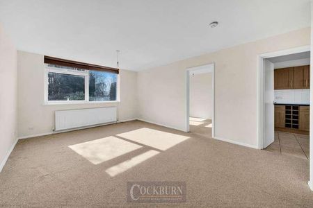 West Park, Mottingham, SE9 - Photo 2