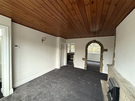 2 bedroom end of terrace house to rent - Photo 3