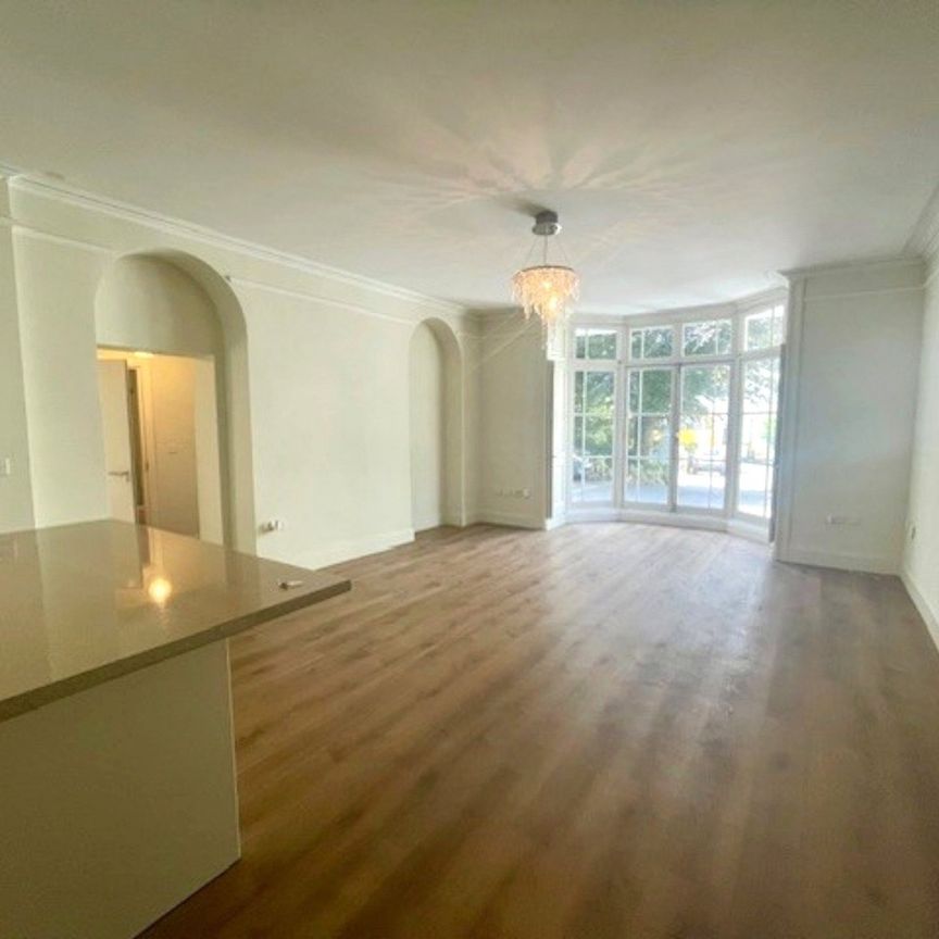 Orchard House, 7 Orchard Gardens, Teignmouth, Devon, TQ14 - Photo 1