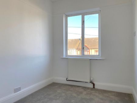 3 bedroom House To Let - Photo 4