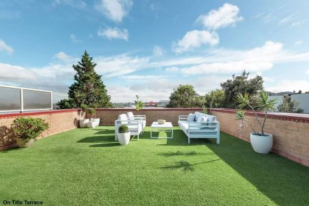199sqm North Facing Apartment With Rooftop Entertaining Terrace On Title - Photo 3