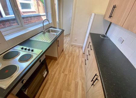 2 bedroom house - terraced to rent - Photo 5