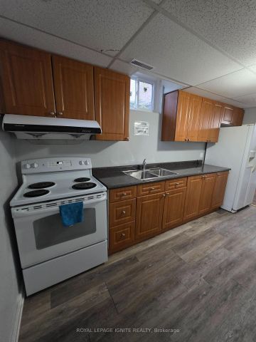 For Lease - 75 Glenthorne Drive Unit# Bsmt, Toronto, Ontario - Photo 4
