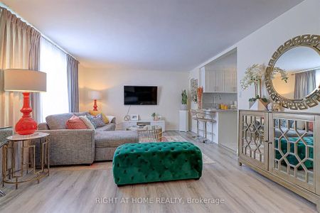 For Lease - 5 Bellefontaine Street, Toronto, Ontario - Photo 5