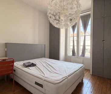 Location Appartement 3 pièces 54m² LA ROCHELLE 17000 - Photo 3