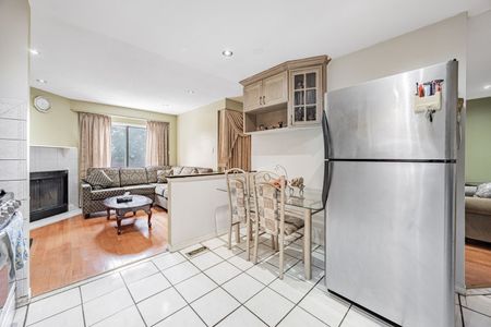 For Lease - 356 Laurentian Avenue, Mississauga, Ontario - Photo 3