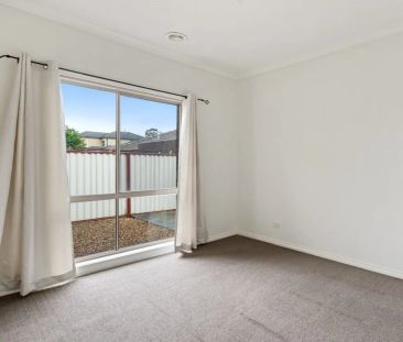 SPACIOUS 3BEDROOM HOME IN HEART OF EPPING - Photo 6