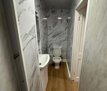 2 Bed Semi-Detached House, Katherine Road, E6 - Photo 3